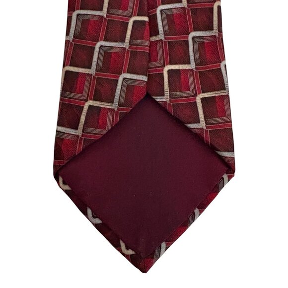 Stafford Red Geometric Silk Necktie Mens Tie Accessory Office Work Formal Gift - Picture 6 of 8